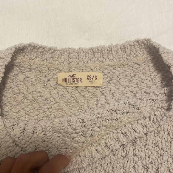 Hollister Lightweight Sweater - Picture 3 of 3